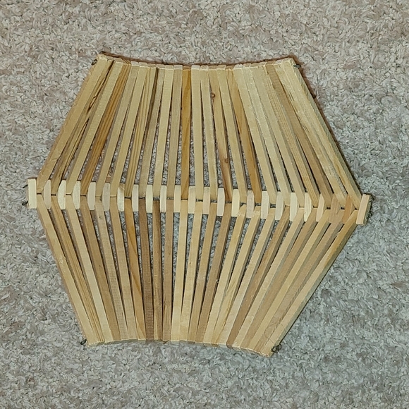 Wooden foldable fruit basket - Picture 10 of 16